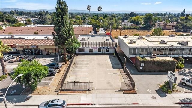 580 E Foothill Boulevard, Azusa, CA 91702