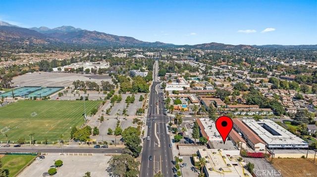 580 E Foothill Boulevard, Azusa, CA 91702