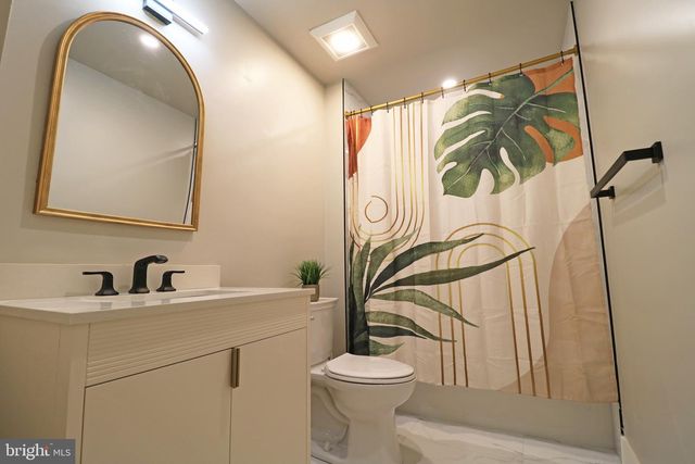 2366 THOMAS AVE, Upper Chichester, PA 19014