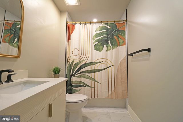 2366 THOMAS AVE, Upper Chichester, PA 19014