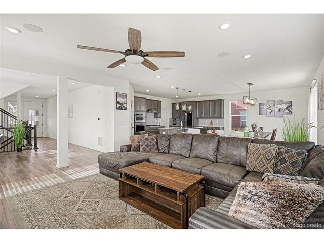 27626 E 6th Dr, Aurora, CO 80018