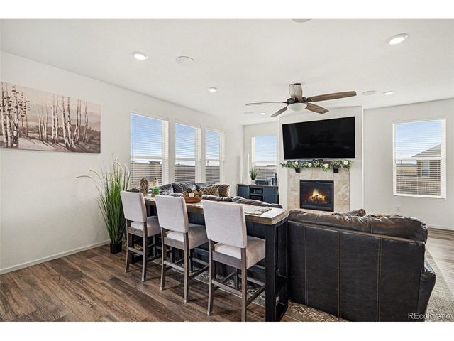 27626 E 6th Dr, Aurora, CO 80018