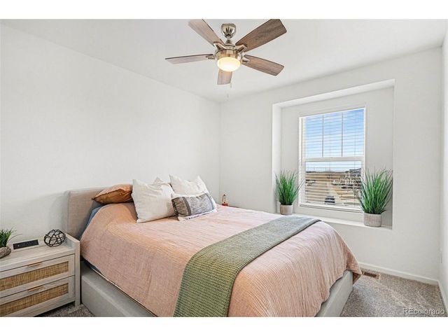 27626 E 6th Dr, Aurora, CO 80018