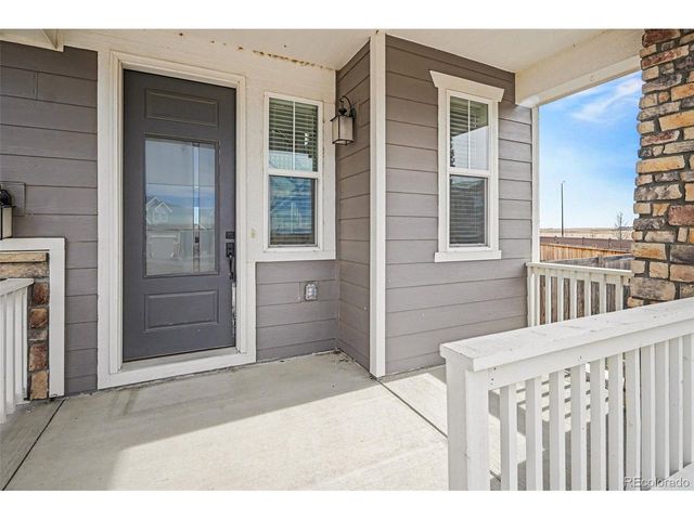 27626 E 6th Dr, Aurora, CO 80018