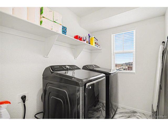 27626 E 6th Dr, Aurora, CO 80018