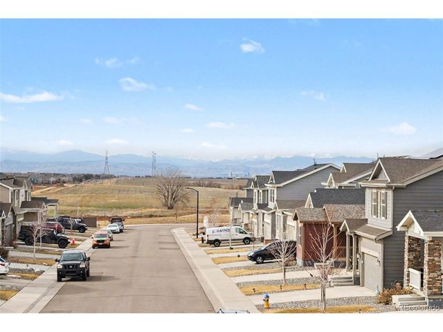 27626 E 6th Dr, Aurora, CO 80018