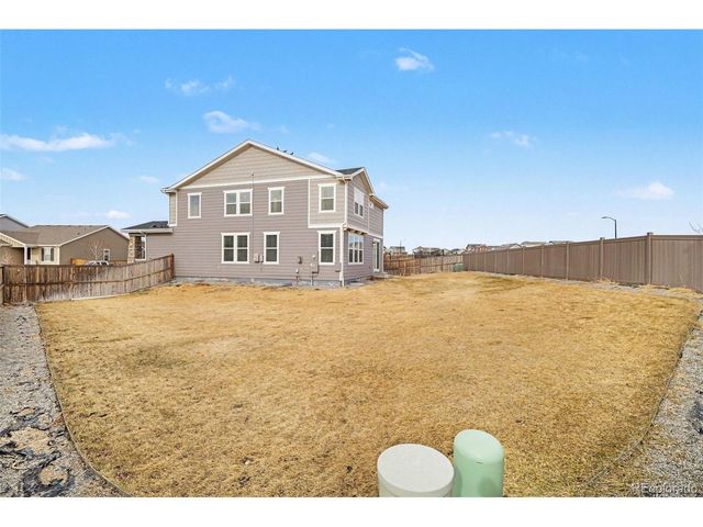 27626 E 6th Dr, Aurora, CO 80018