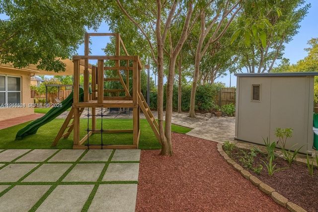 3250 SW 116th Pl, Miami, FL 33165