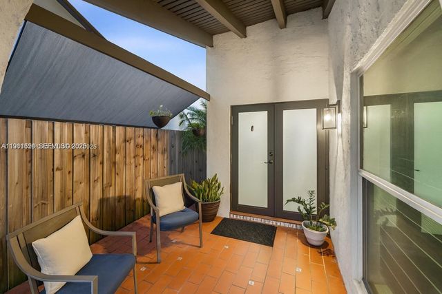 3250 SW 116th Pl, Miami, FL 33165