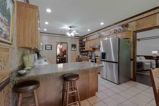 160 N SANGA RD, Memphis, TN 38018