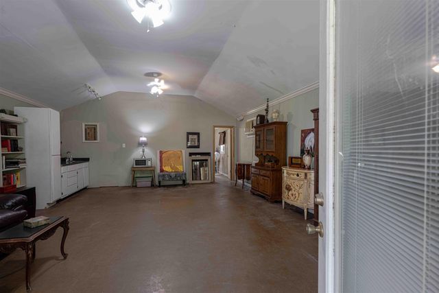 160 N SANGA RD, Memphis, TN 38018