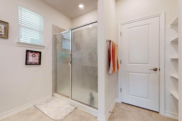 101 Breccia TRL, Liberty Hill, TX 78642