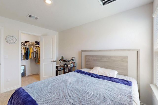 101 Breccia TRL, Liberty Hill, TX 78642