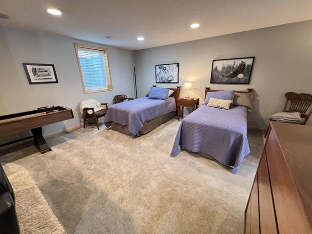 18060 Kindred Court, Lakeville, MN 55044