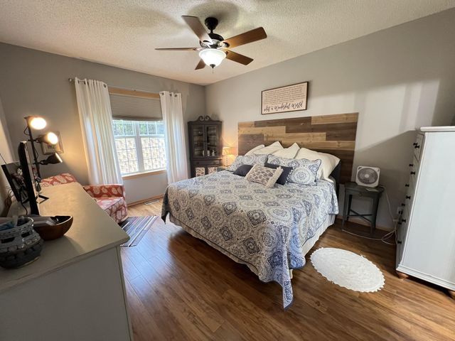 18060 Kindred Court, Lakeville, MN 55044