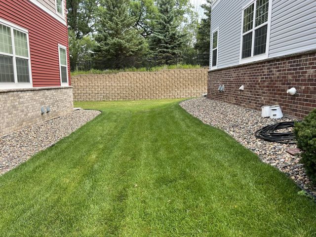 18060 Kindred Court, Lakeville, MN 55044