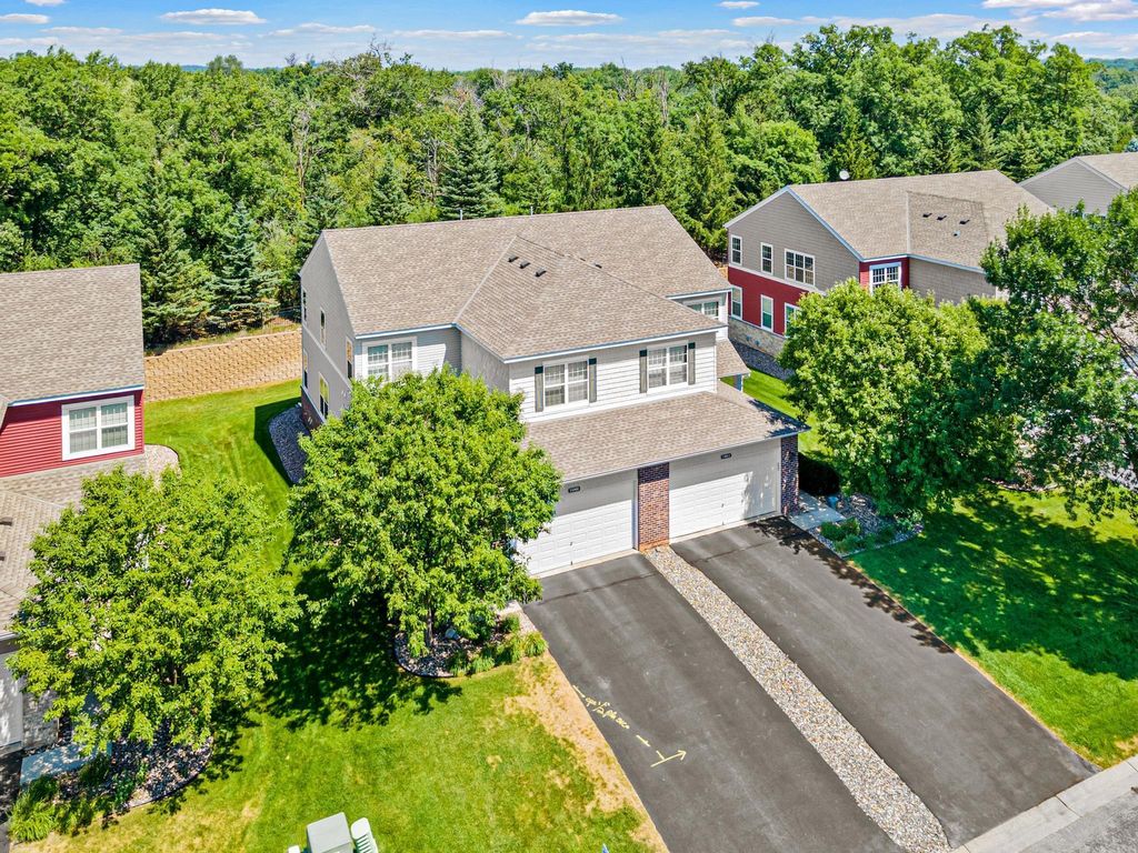 18060 Kindred Court, Lakeville, MN 55044