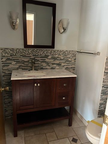 1825 Circle Dr, El Dorado, KS 67042