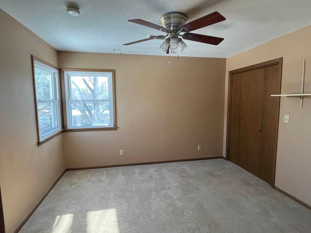 1825 Circle Dr, El Dorado, KS 67042