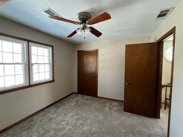 1825 Circle Dr, El Dorado, KS 67042