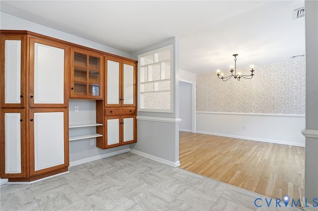 7352 Birch Ln, Hanover, VA 23111