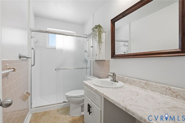 7352 Birch Ln, Hanover, VA 23111