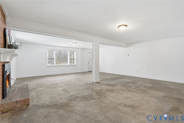 7352 Birch Ln, Hanover, VA 23111