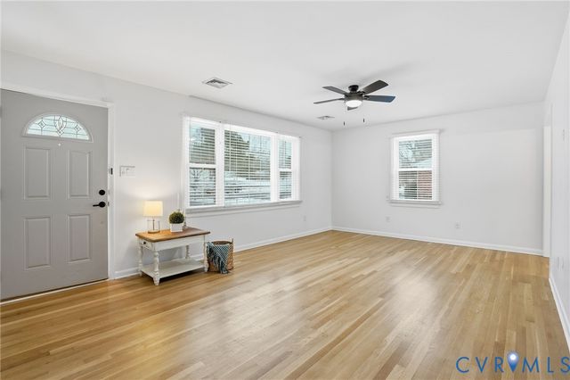 7352 Birch Ln, Hanover, VA 23111