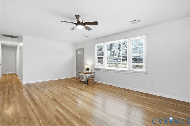 7352 Birch Ln, Hanover, VA 23111