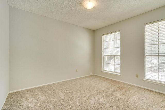 12716 Margit DR, Austin, TX 78729