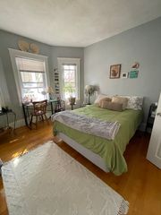 117 Hillsdale Rd 1, Somerville, MA 02144