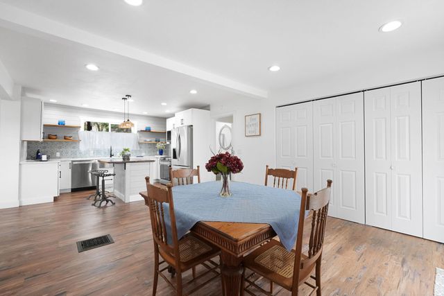 11850 US-31 S, Green Lake Twp, MI 49643