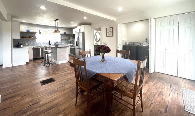 11850 US-31 S, Green Lake Twp, MI 49643