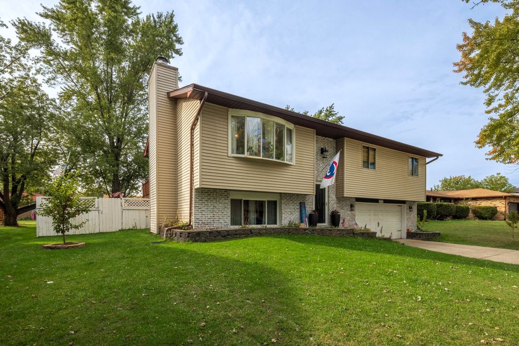 6331 Broughton Avenue, Portage, IN 46368