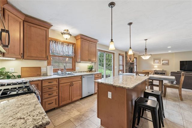 5070 Cypress Dr, Murrysville, PA 15668