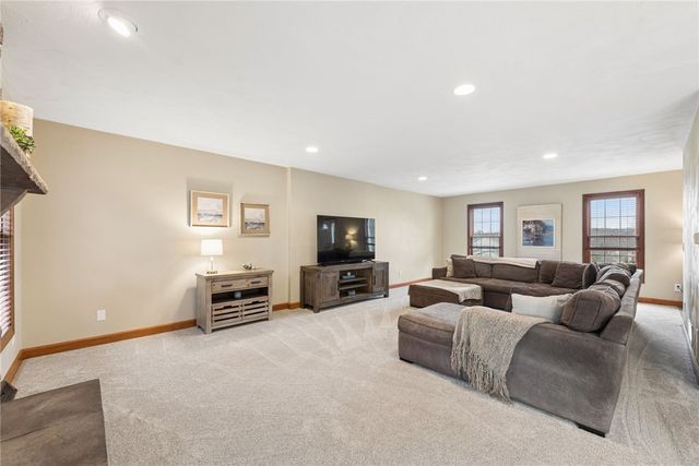 5070 Cypress Dr, Murrysville, PA 15668