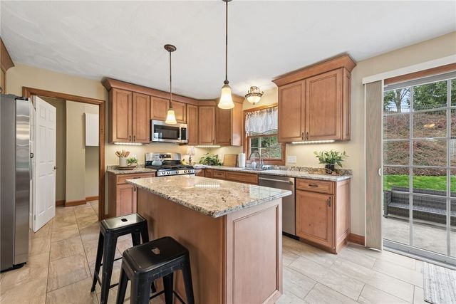 5070 Cypress Dr, Murrysville, PA 15668