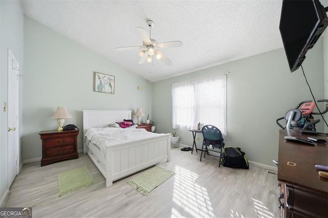 8045 CREEKSTONE Way, Riverdale, GA 30274