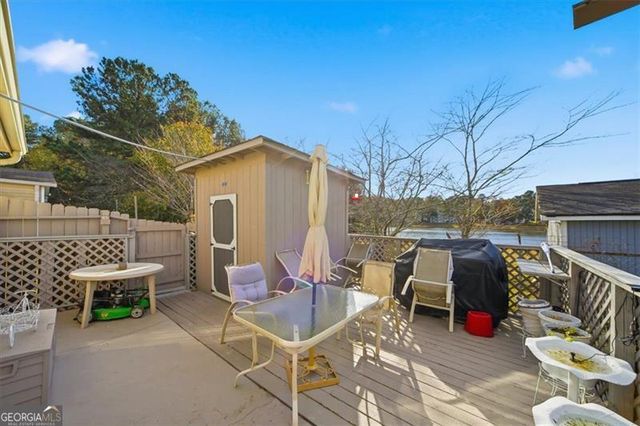 8045 CREEKSTONE Way, Riverdale, GA 30274