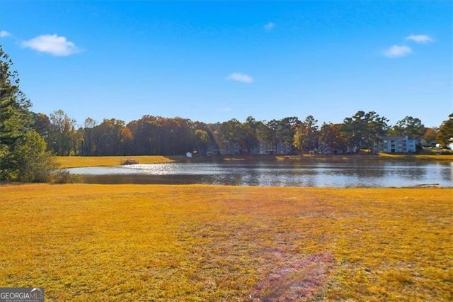 8045 CREEKSTONE Way, Riverdale, GA 30274