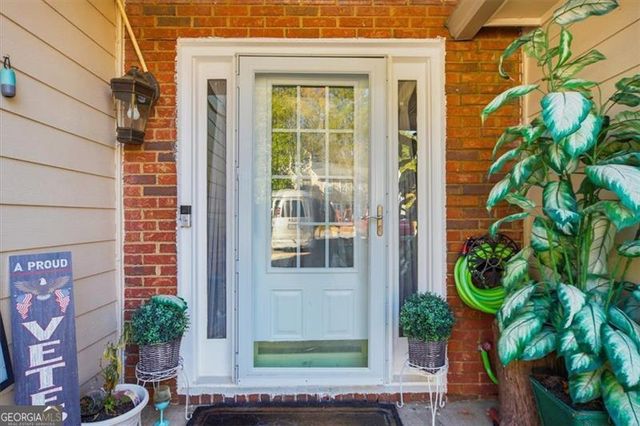 8045 CREEKSTONE Way, Riverdale, GA 30274