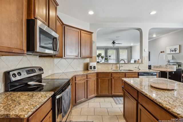 13508 Ashmont, Live Oak, TX 78233
