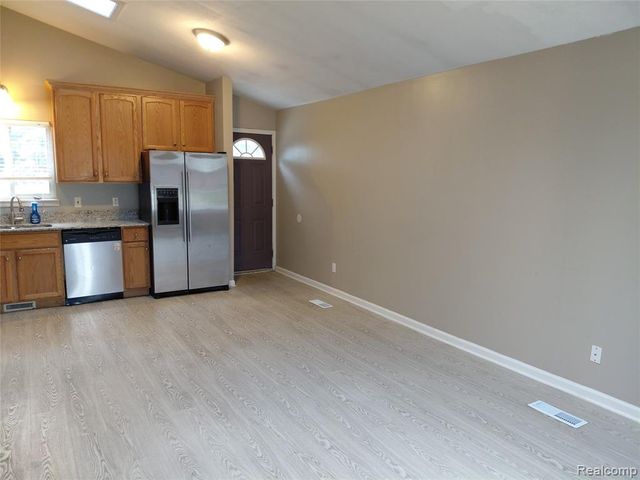 30933 Grandview Avenue, Westland, MI 48186
