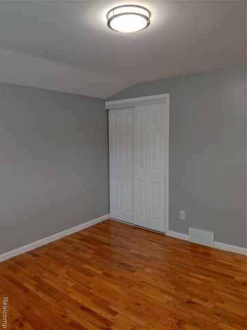 30933 Grandview Avenue, Westland, MI 48186