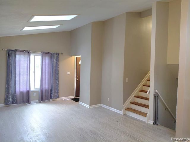30933 Grandview Avenue, Westland, MI 48186