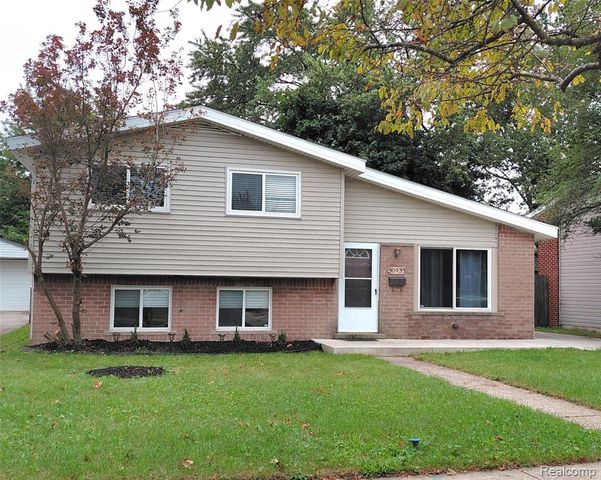 30933 Grandview Avenue, Westland, MI 48186