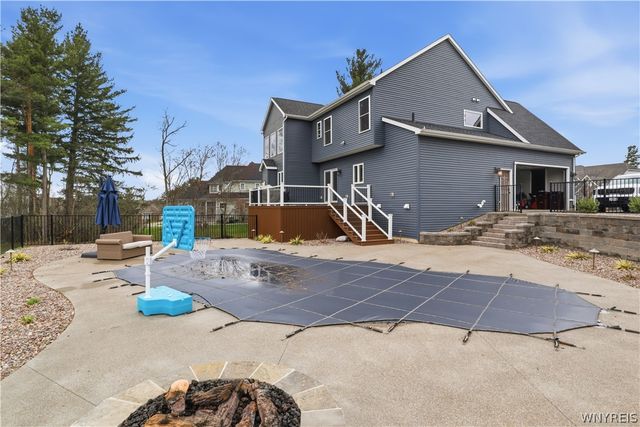 17 Woodthrush, Orchard Park, NY 14127