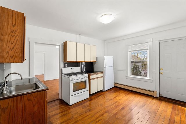 22-26 Waltham St A2, Maynard, MA 01754