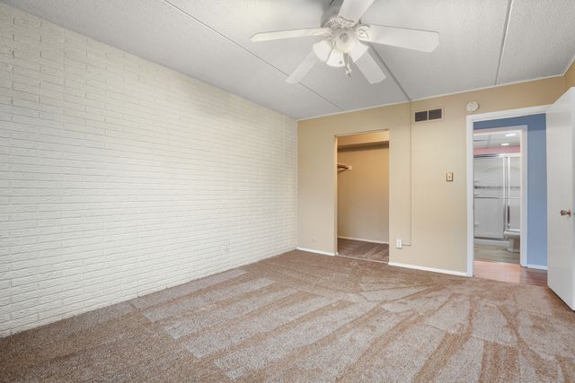 1133 Royal St George Drive 102, Naperville, IL 60563