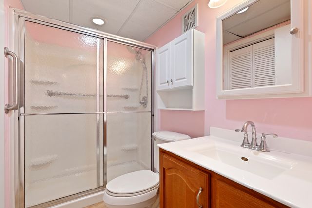 1133 Royal St George Drive 102, Naperville, IL 60563